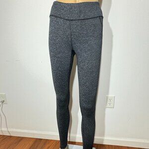 Under Armour Heatgear Fitted Leggings – Size Xtra Small